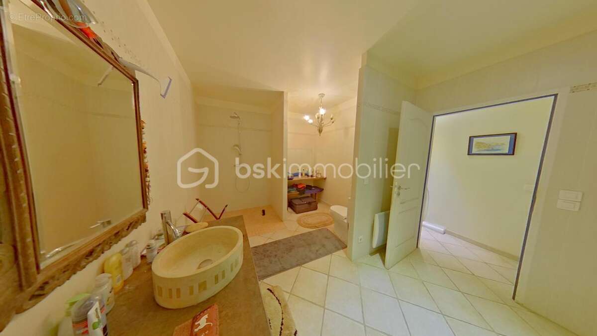 Maison à COURLON-SUR-YONNE