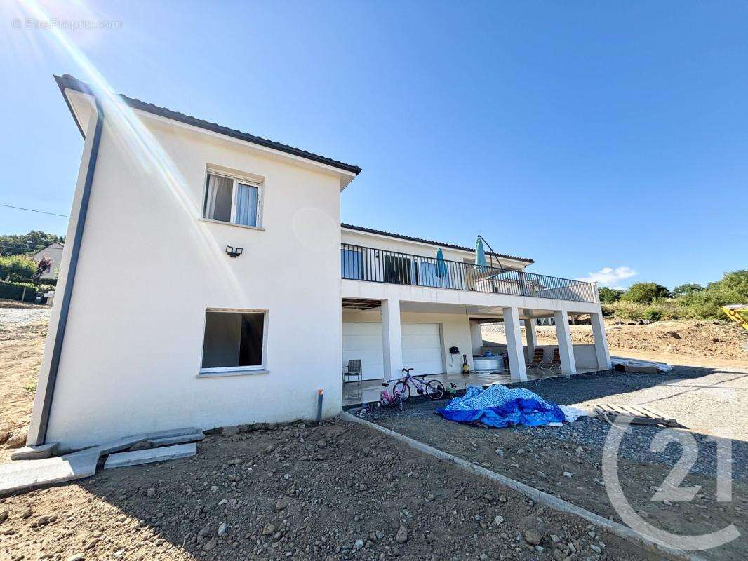 Maison 197 m² à Panazol  - photo 26