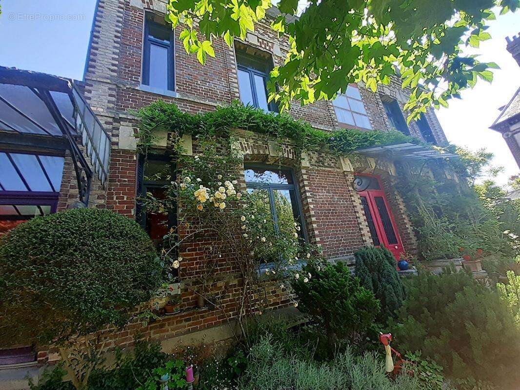 Maison à FERRIERES-EN-BRAY