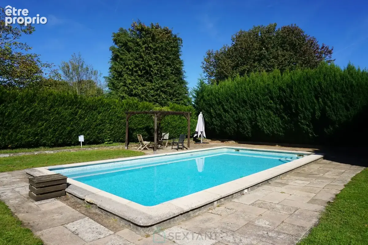 Charmant ensemble immobilier avec deux maisons et piscines au coeur du Périgord vert. - photo 4