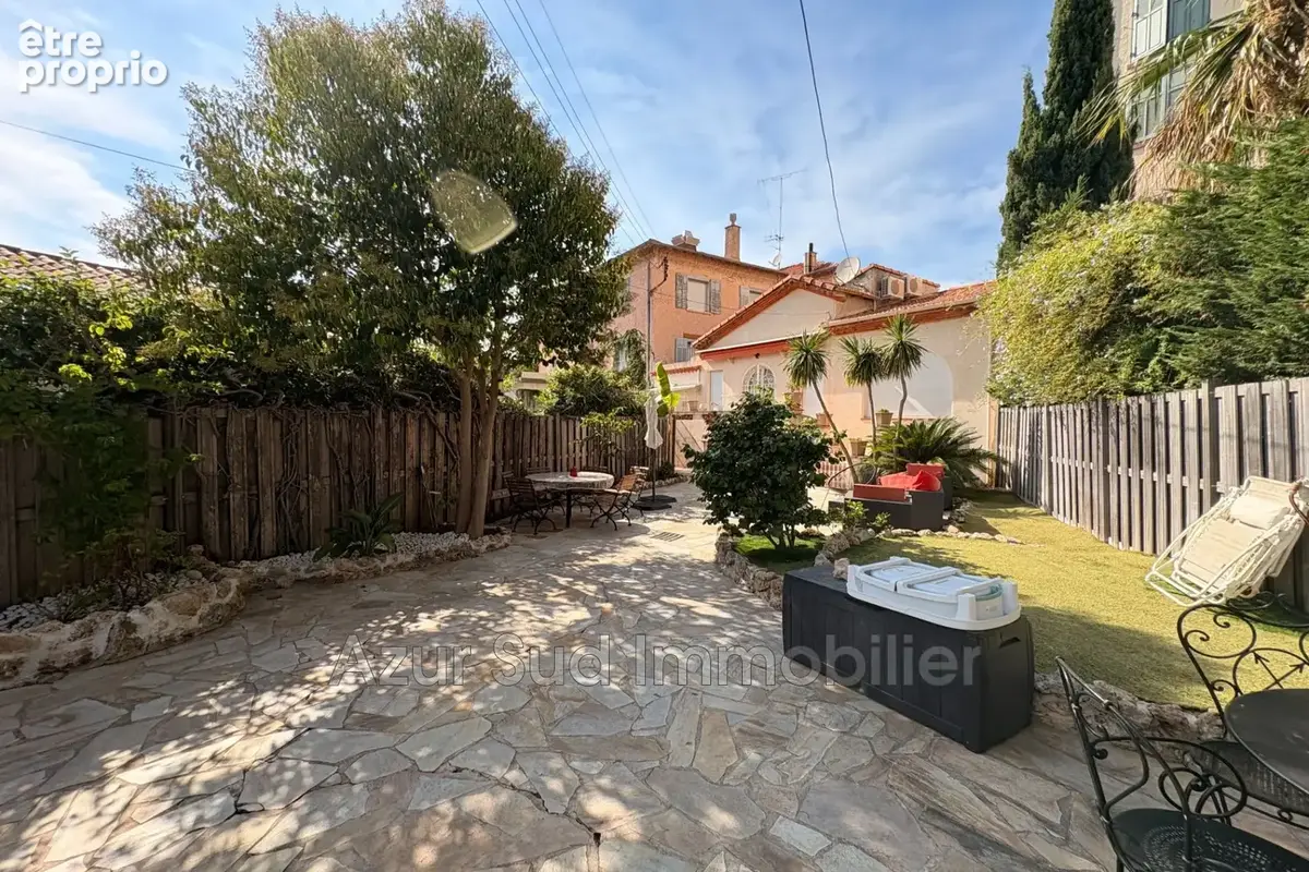 Maison 71 m² à Antibes  - photo 8