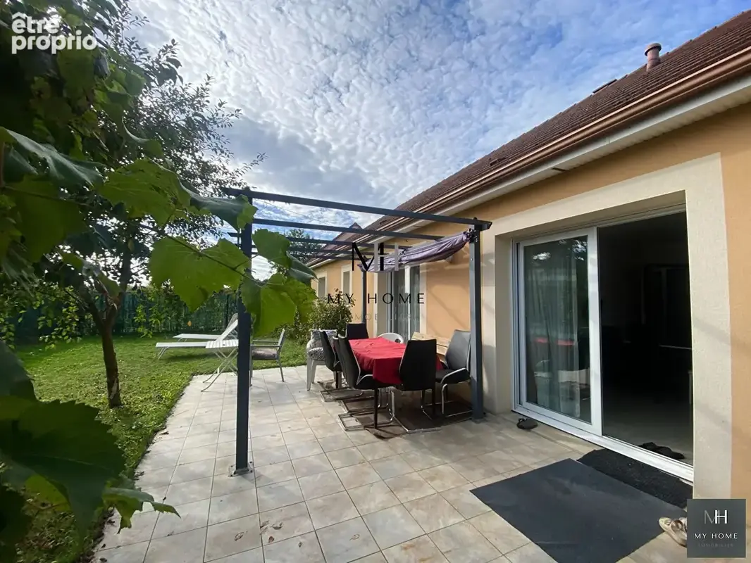 Maison 5 pièces 98 m² à vendre à Alencon (61000) - photo 2