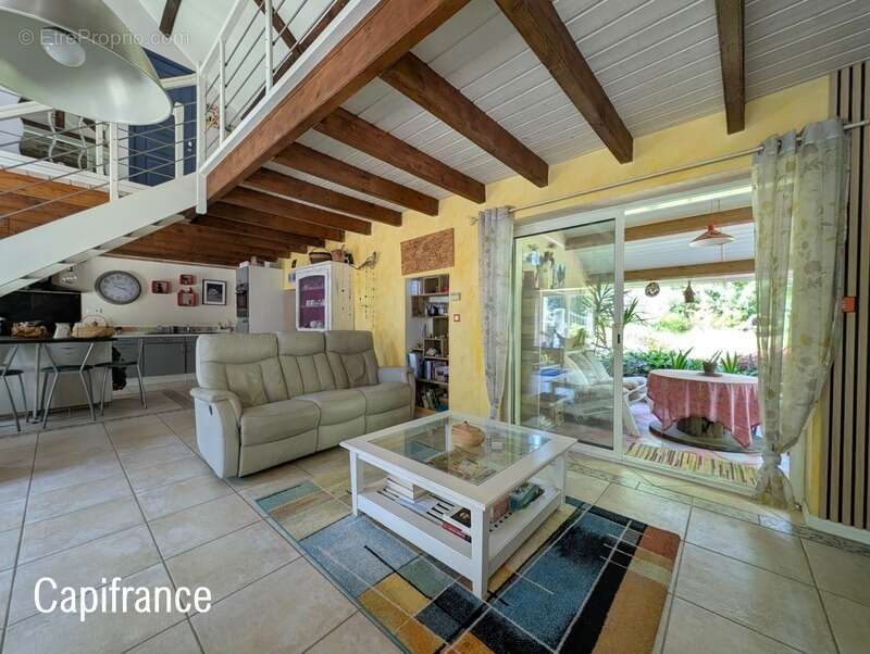 Maison à PLESSE