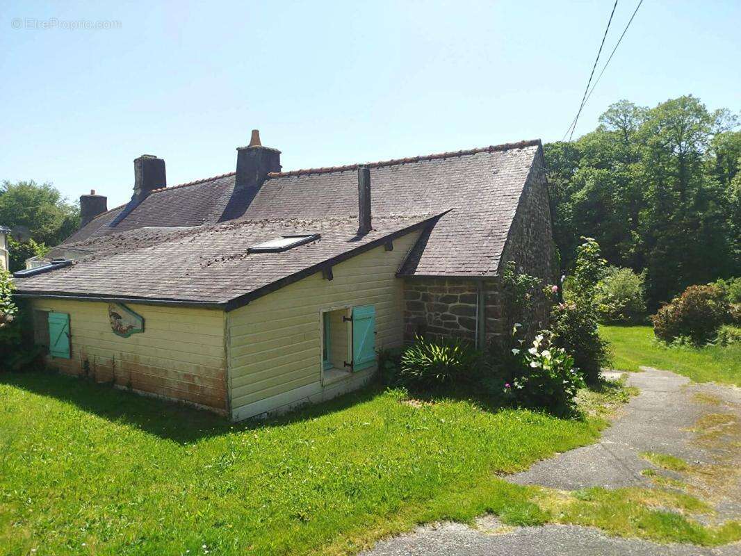 Maison à SEGLIEN