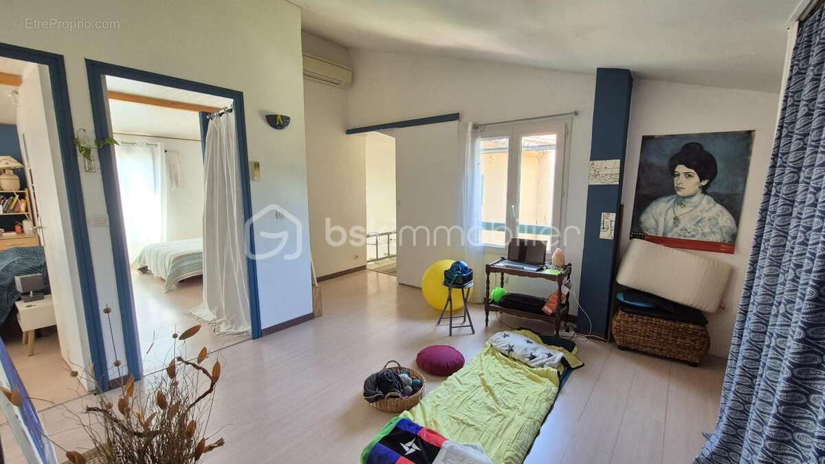 A vendre maison 3 faces de 131m² sur terrain de 336m² a ceret - trois chambres - garage - climatisation reversible - vue sur le  - photo 19
