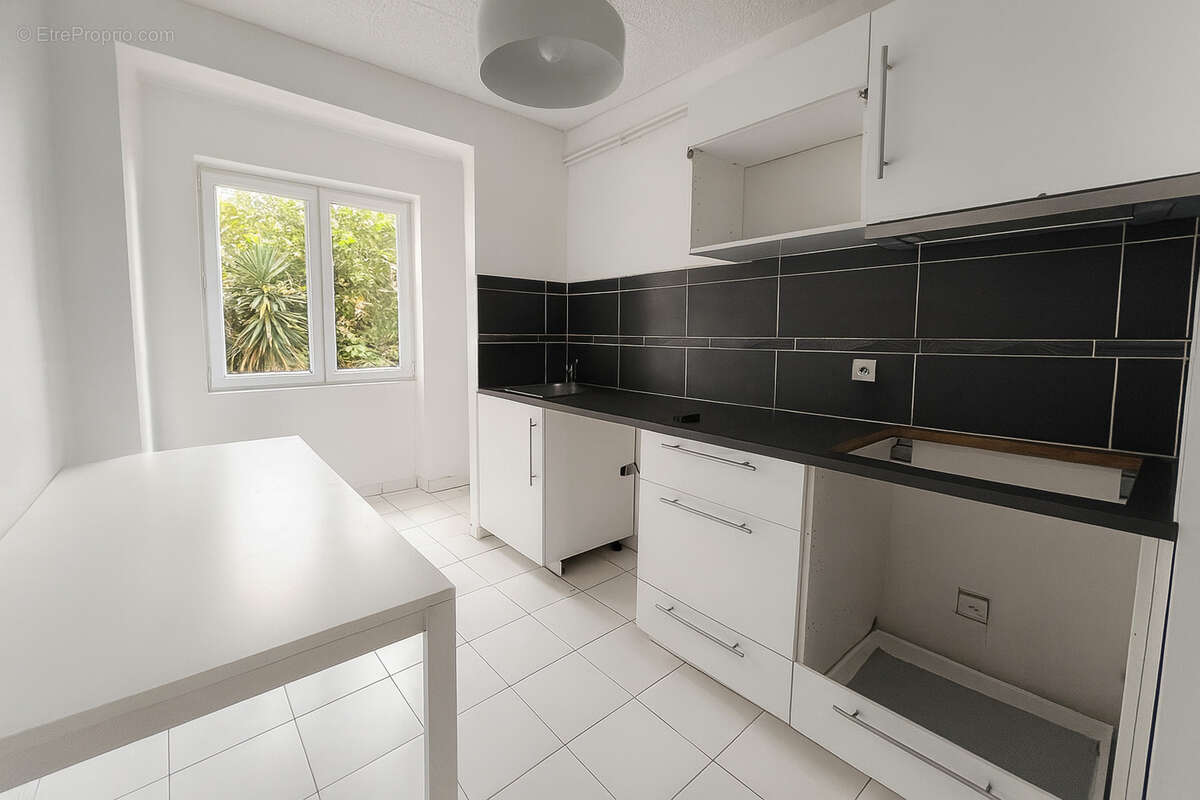 Appartement à MARSEILLE-10E