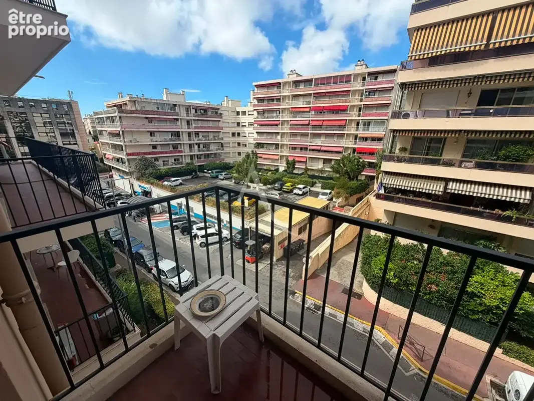 Appartement Le Cannet studio, à rénover balcon proche commerces - photo 4