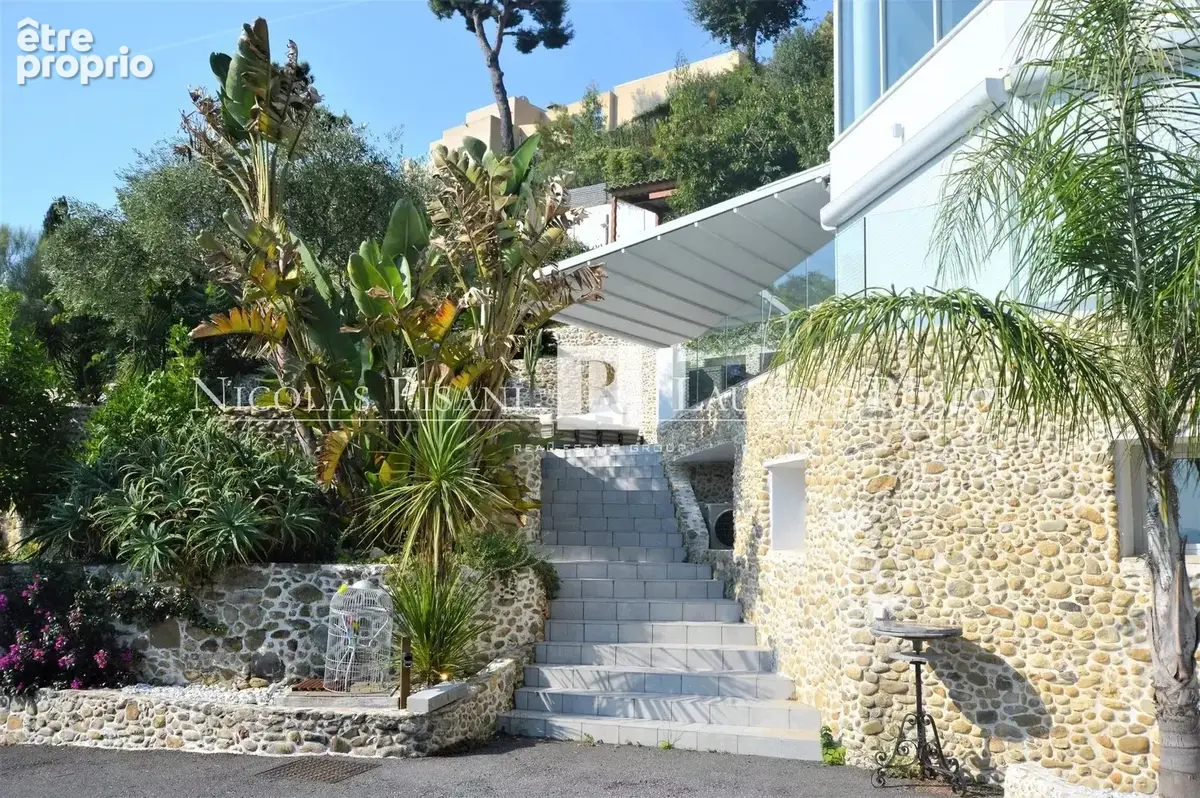 Villa contemporaine  sur les hauteurs de Roquebrune Cap Martin - photo 4