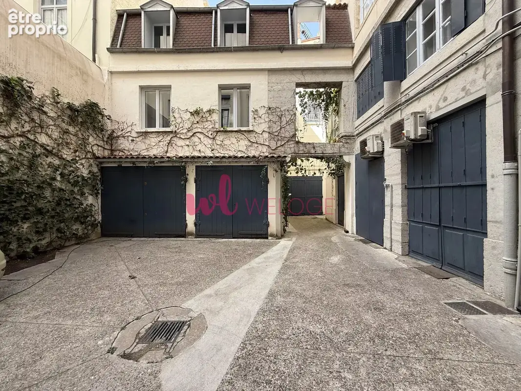 2 Studios côte à côte idéal investisseur ou étudiants quartier BELLECOUR - photo 7