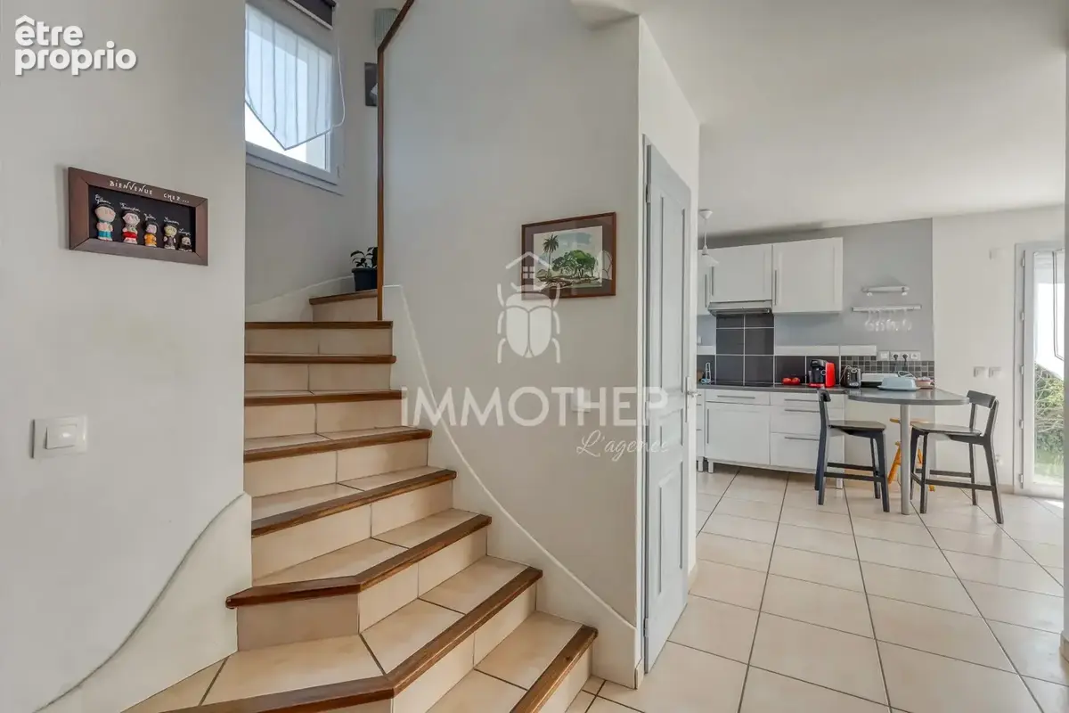 Maison 5 pièces 109 m² à vendre à Sassenage (38360) - photo 7