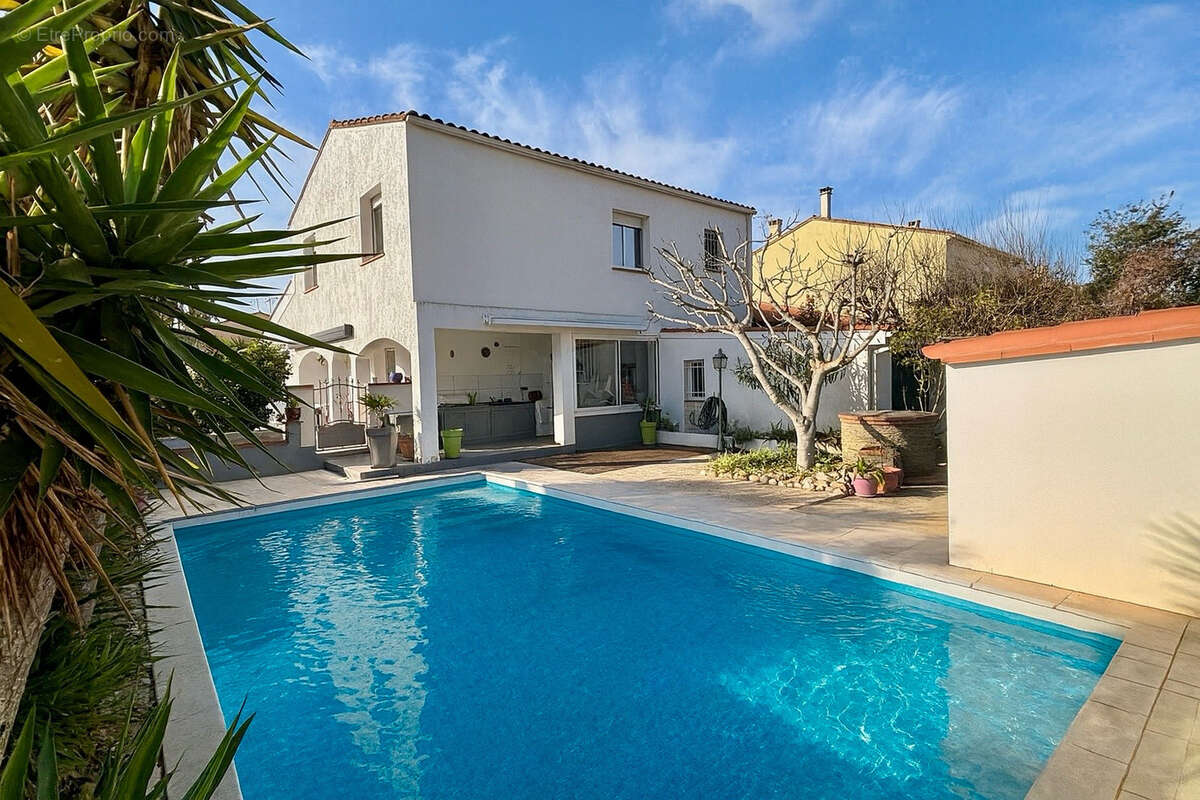 Maison à SAINT-CYPRIEN