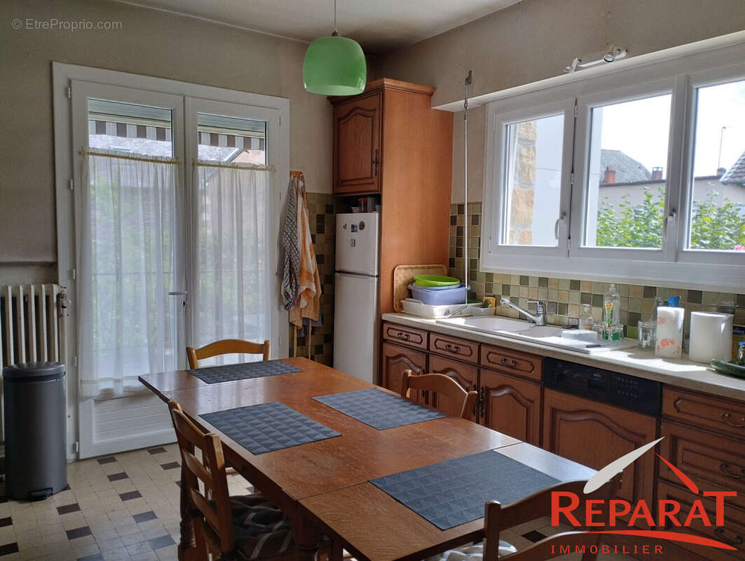 Maison 178 m² à Objat  - photo 5