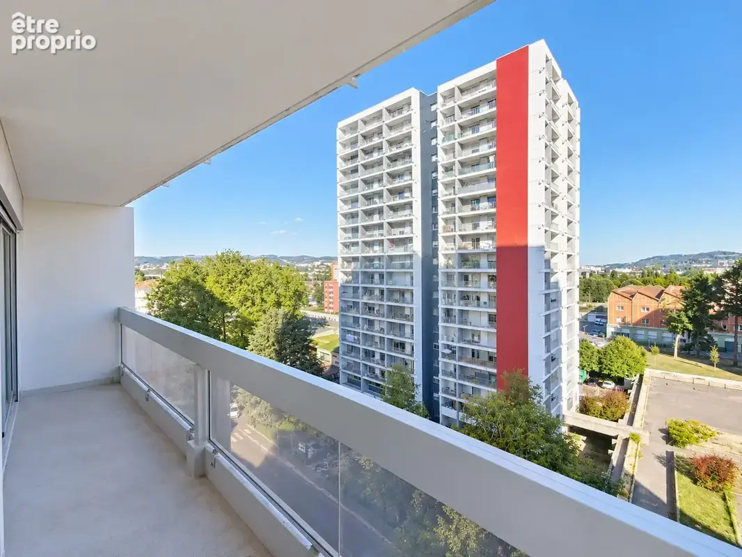 Appartement 4 pièces 67 m² à vendre à Saint-Etienne (42100) - photo 1