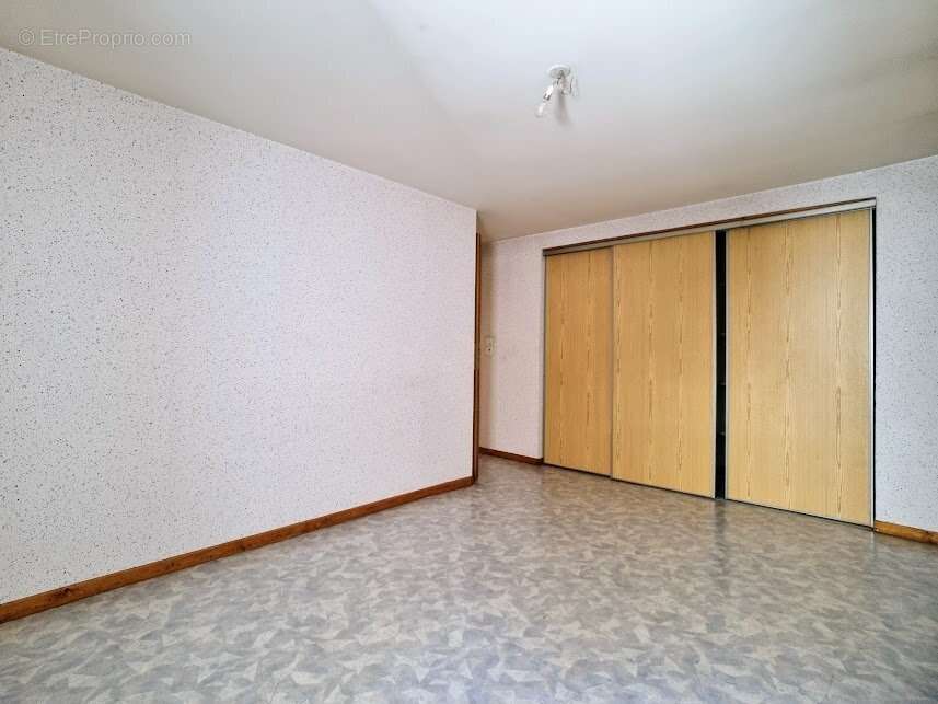 Appartement à SAONE