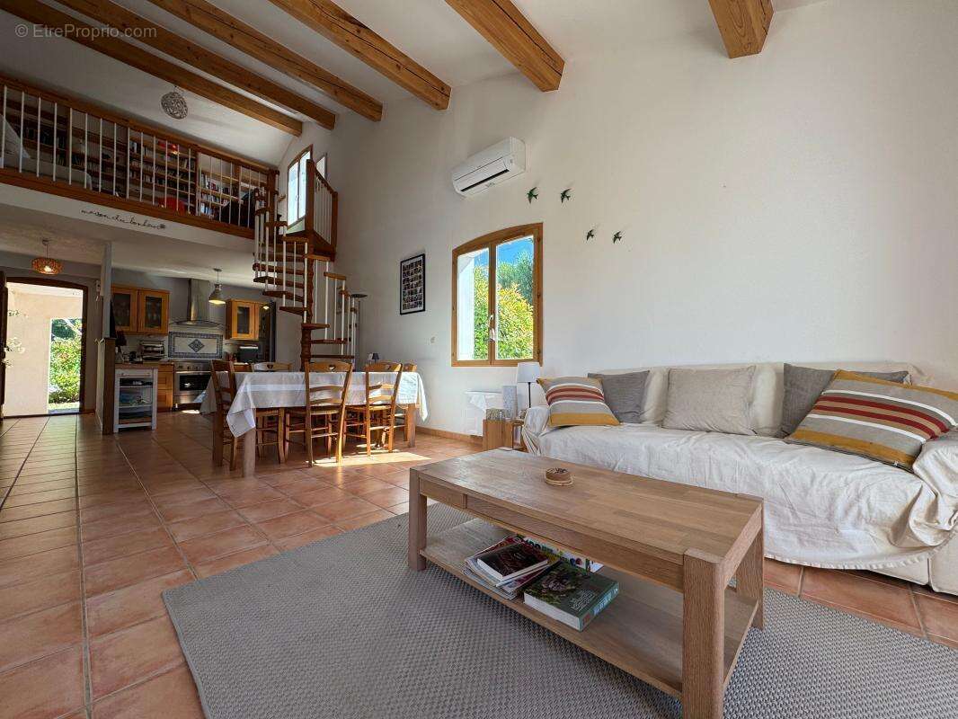 Maison à CAMPAGNAN