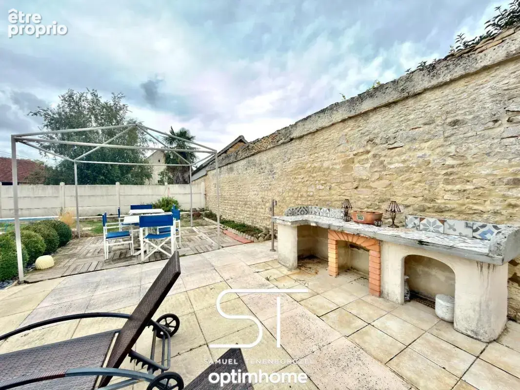 Maison en pierre de 156 m² avec piscine chauffée – Charme et sérénité à ERNES (14270) - photo 28