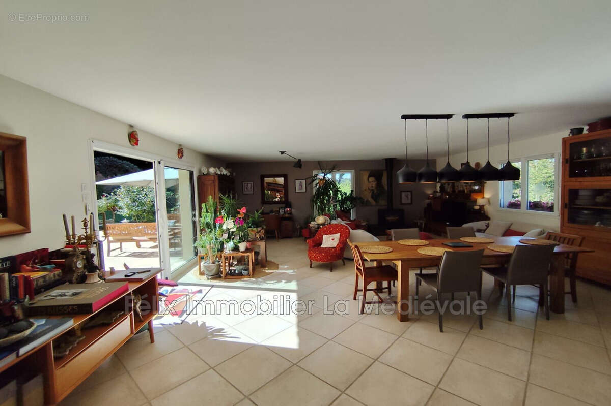 Maison à SARLAT-LA-CANEDA