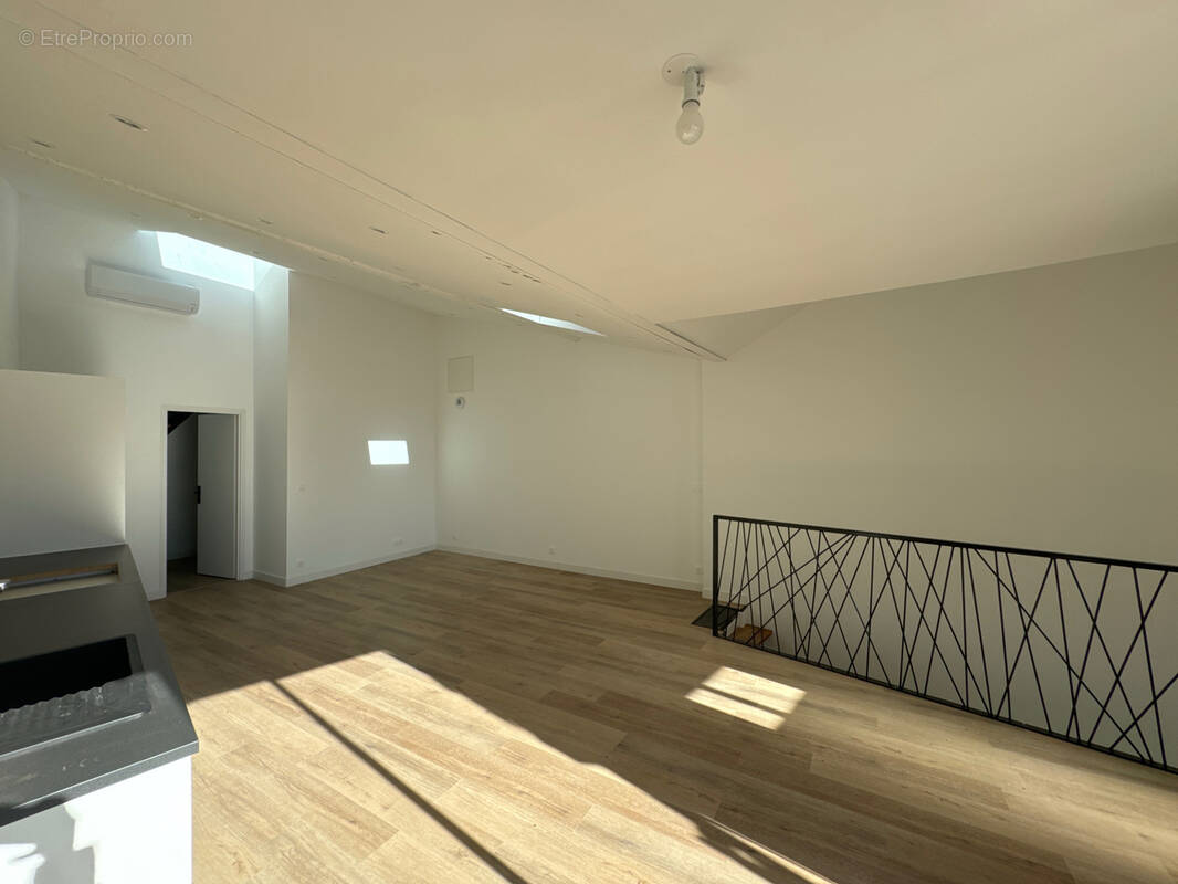 Maison à SAINT-GENIES-DES-MOURGUES