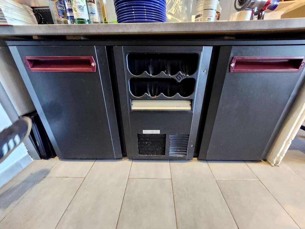 Photo 5 - Commerce à SAINT-JEANNET