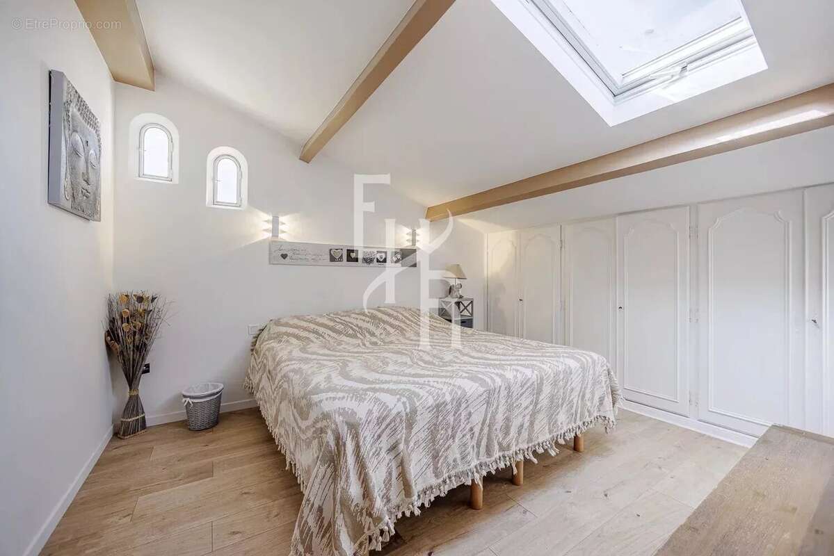 Maison à MOUGINS