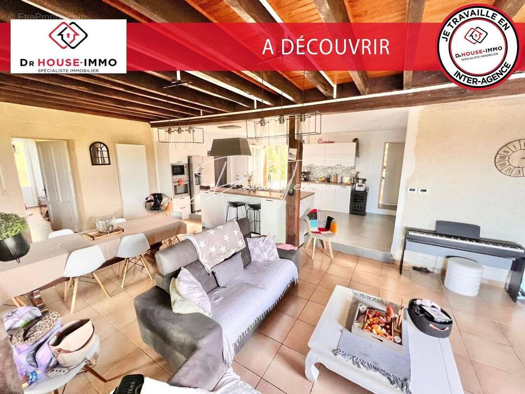 Maison à VAYRES