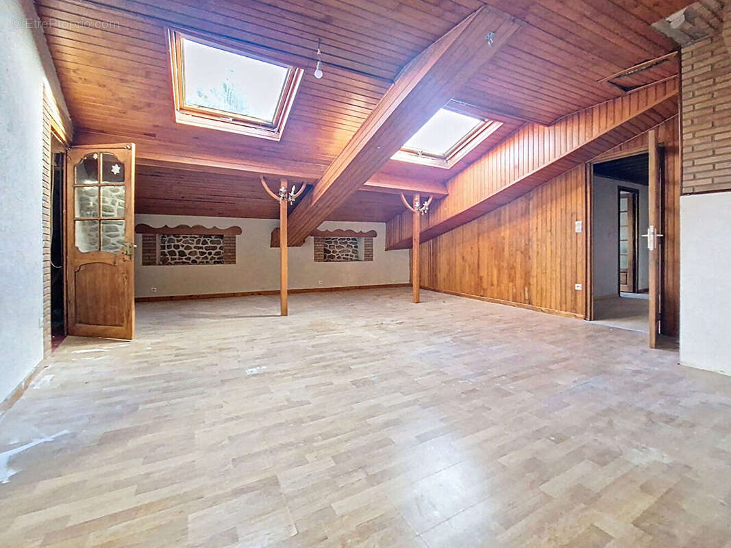 Maison 4 pièces 127m² Périgneux - photo 6