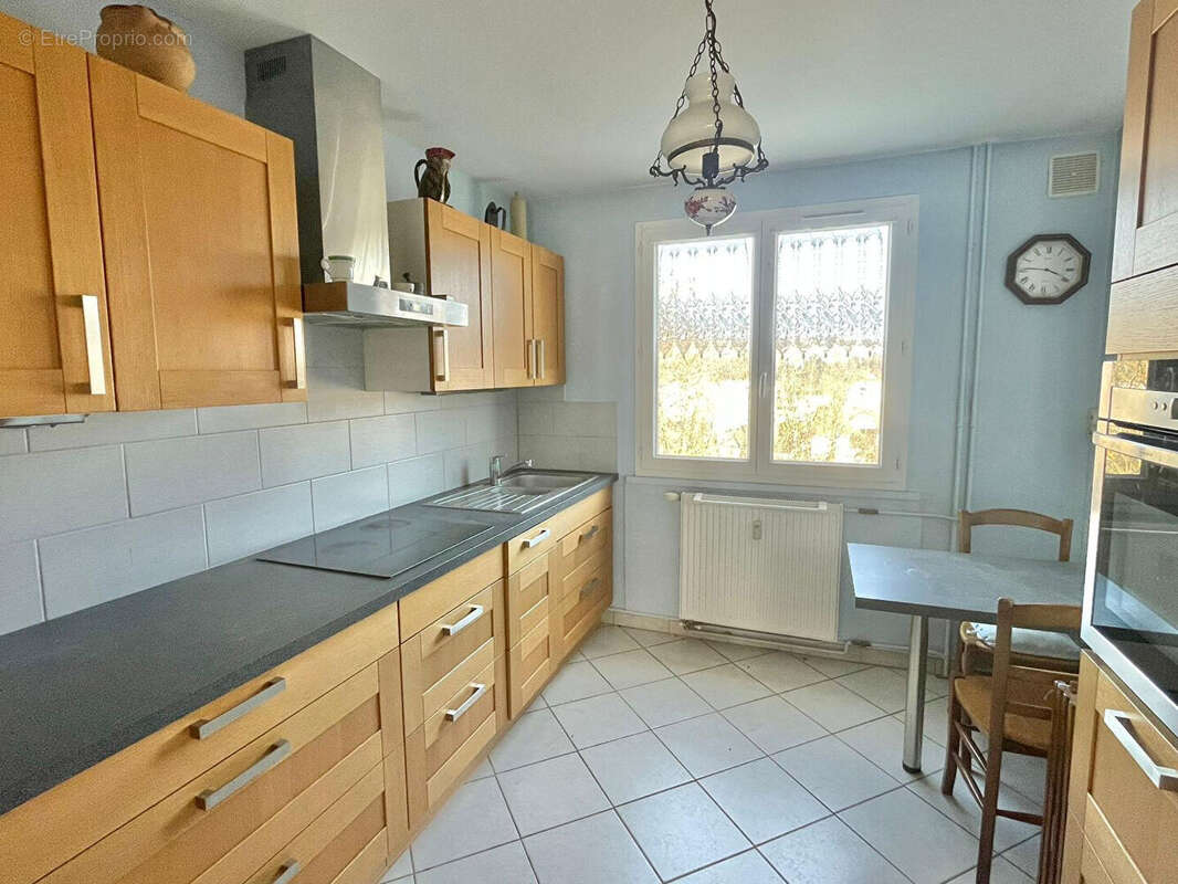 Appartement à BOURGOIN-JALLIEU