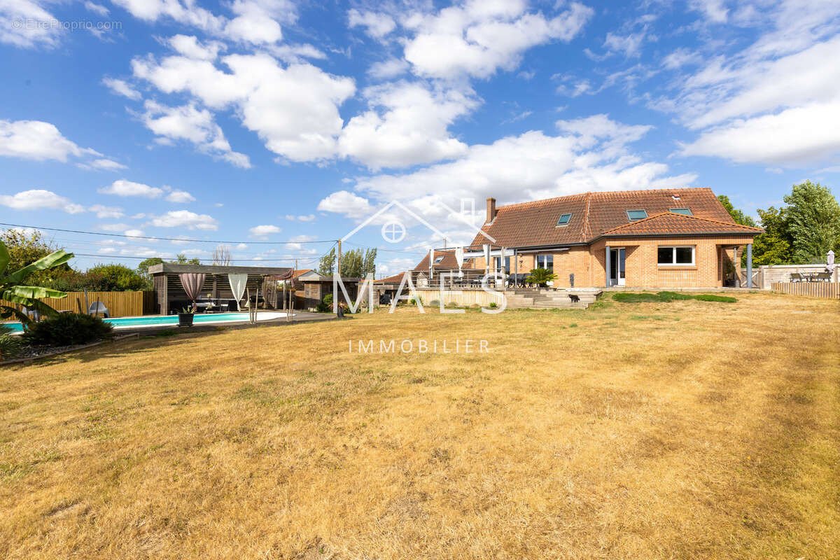 Fromelles   maison semi-plain-pied   5 chambres   piscine   garage de 100 m2 - photo 2
