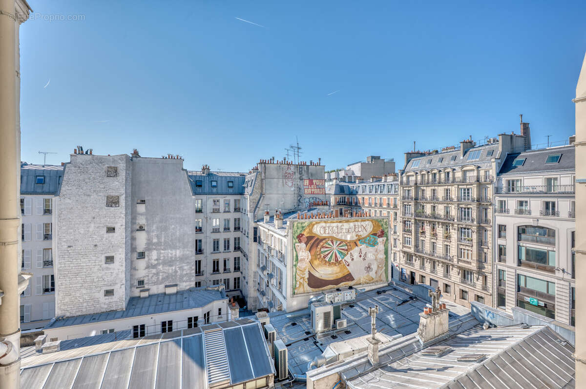 Appartement à PARIS-9E