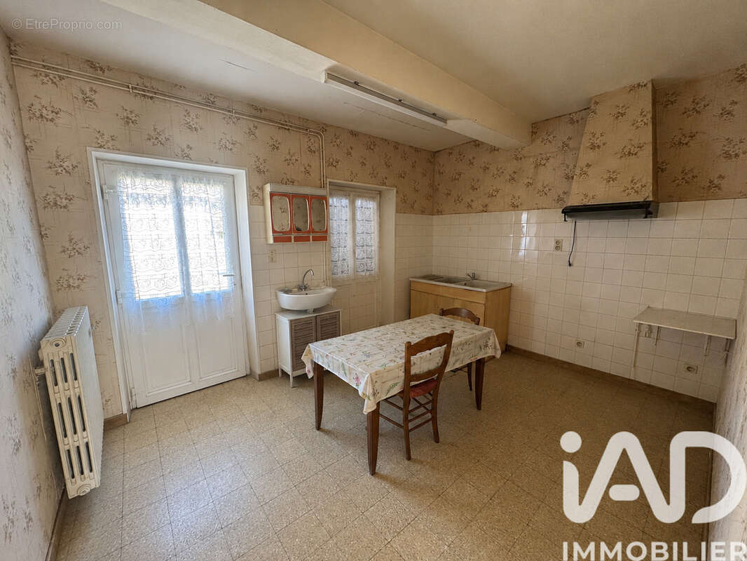 Maison 68 m² à Morey  - photo 9