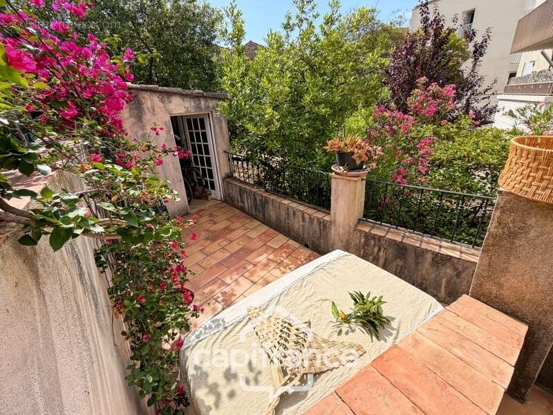 Maison à HYERES