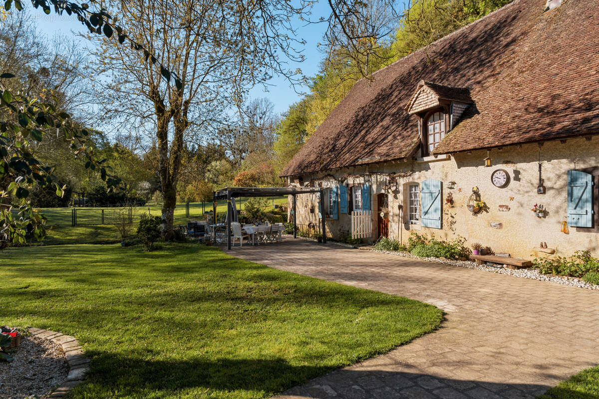 Maison à COSNE-COURS-SUR-LOIRE