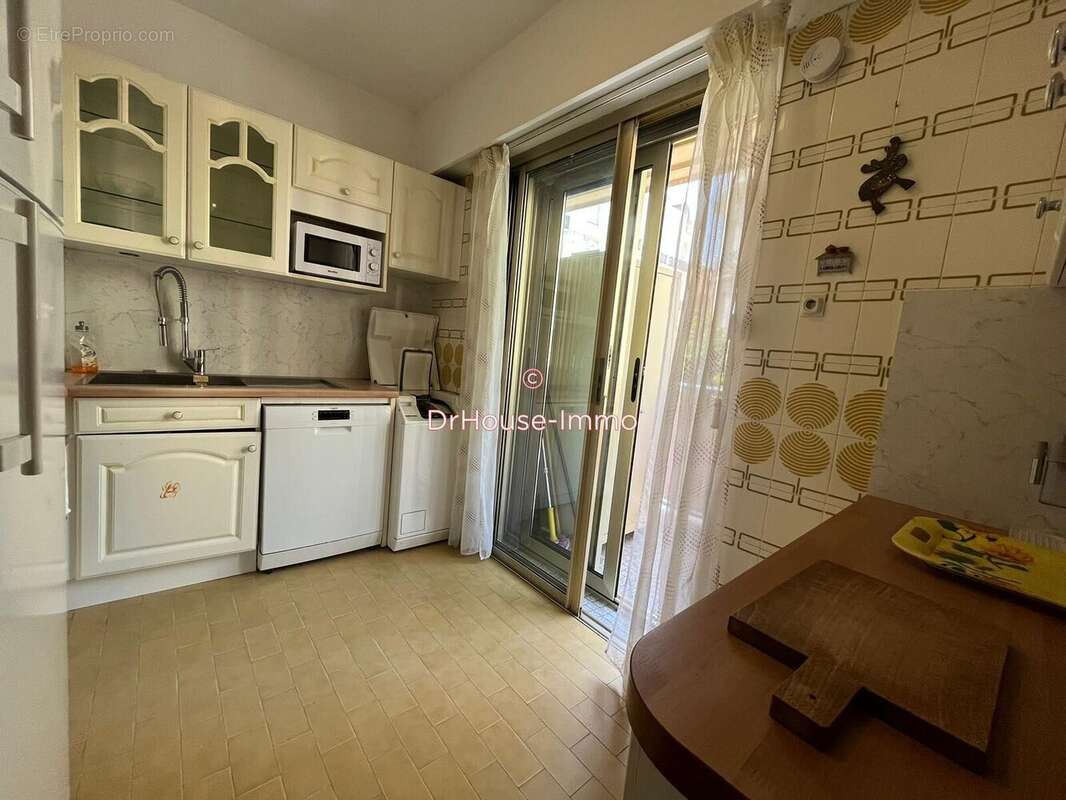 Appartement 50 m² à Menton  - photo 16