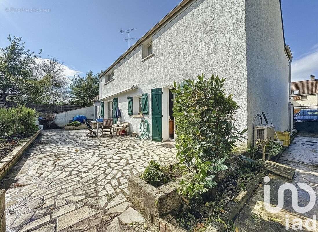 Photo 5 - Maison à FLEURY-MEROGIS