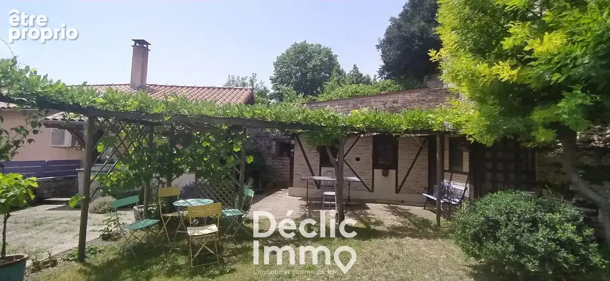 Maison à RUFFEC