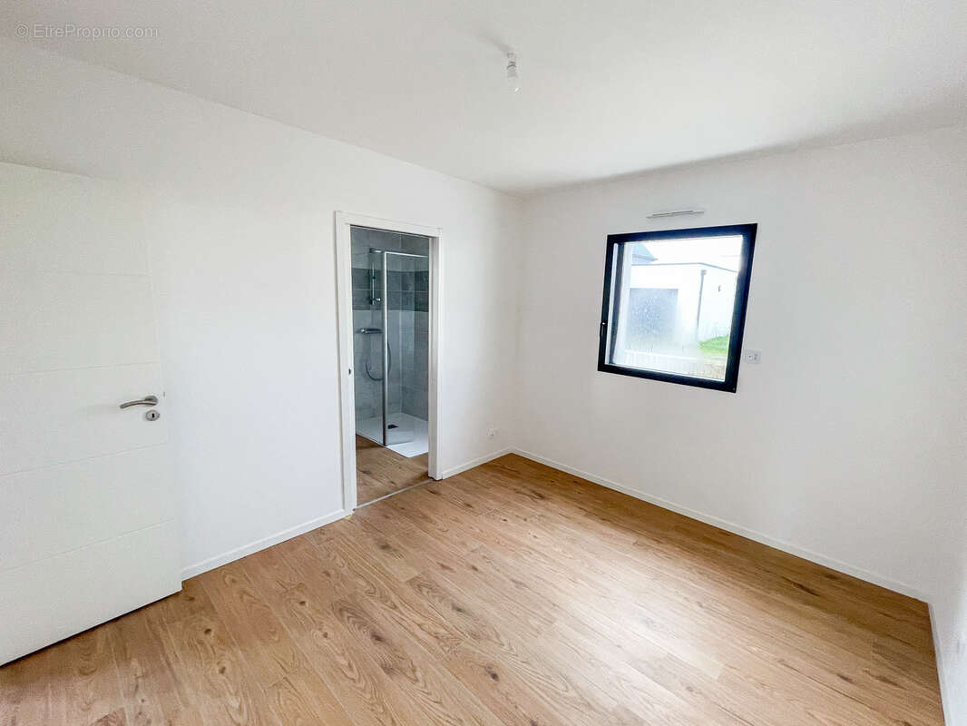 Maison à SAINT-DIVY