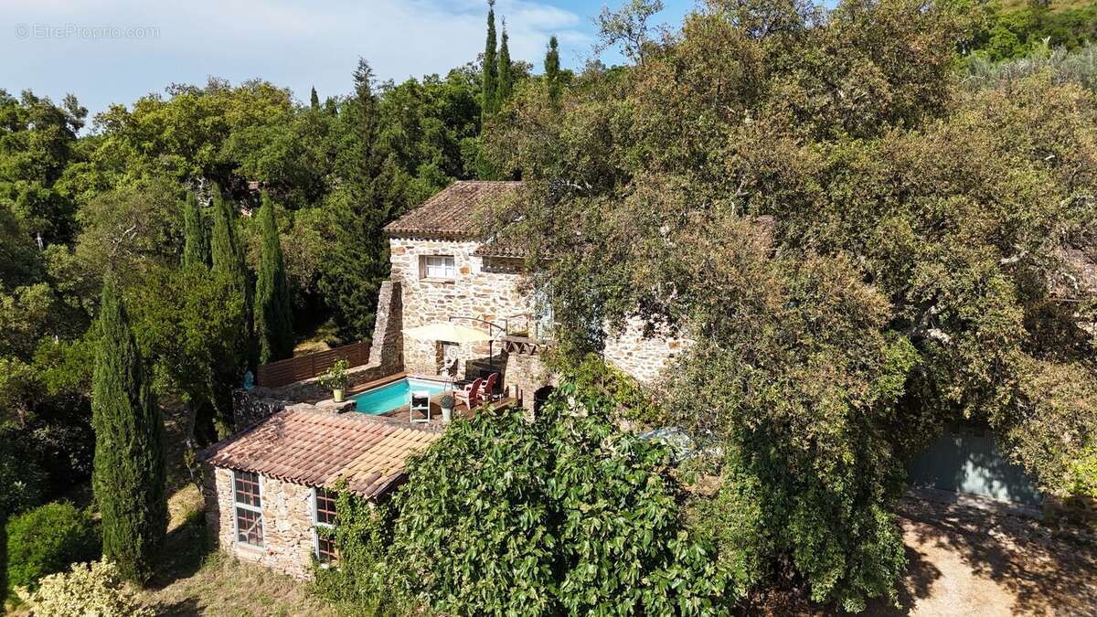 Photo 3 - Maison à COGOLIN