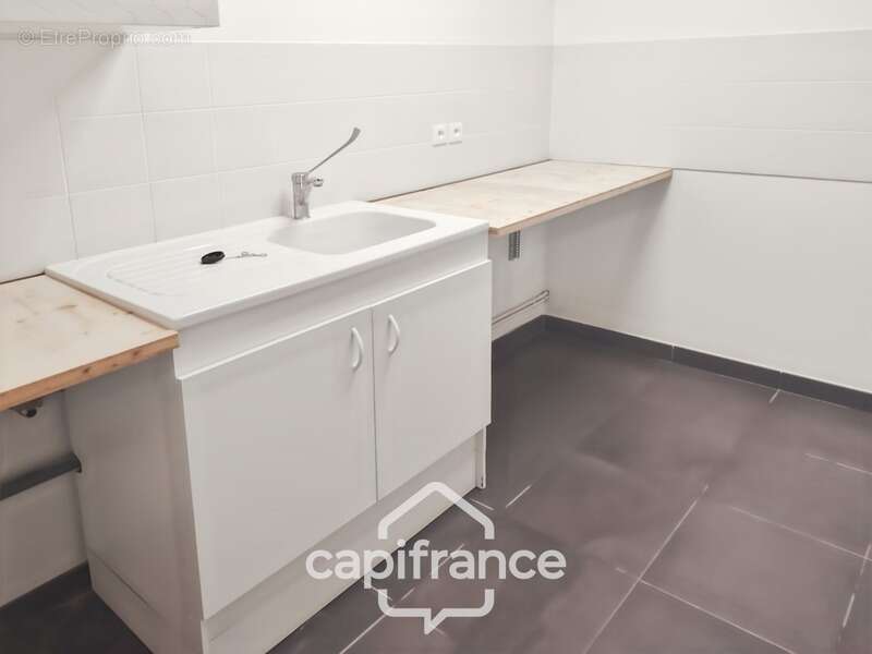 Commerce à BEAUREPAIRE