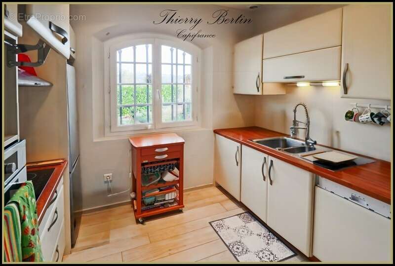 Appartement à LA COLLE-SUR-LOUP