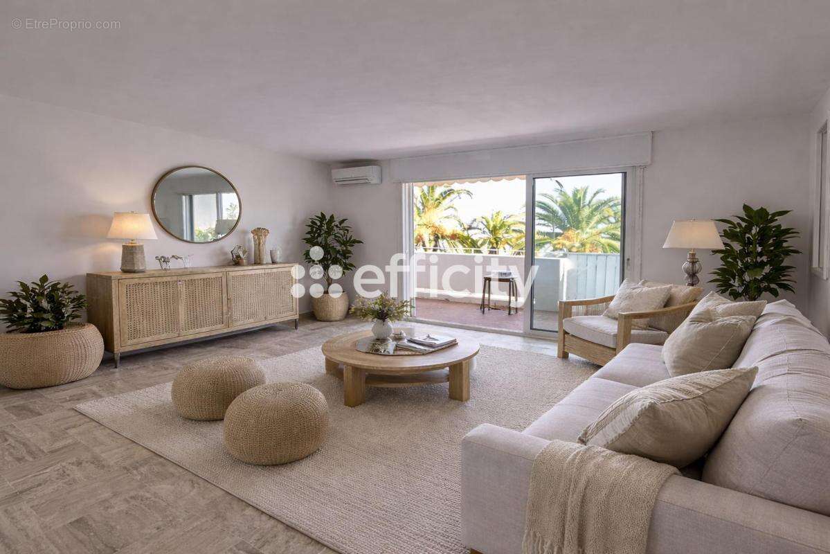 Appartement à HYERES
