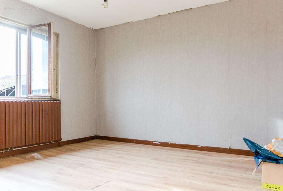 Maison à LUXEUIL-LES-BAINS