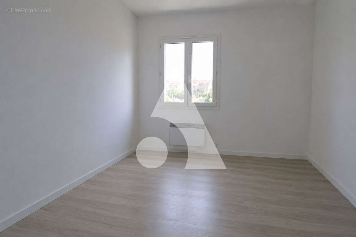 Appartement à MARSEILLE-6E