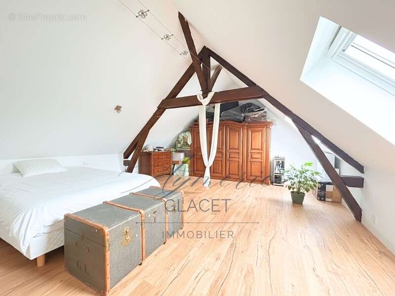 Maison à RAILLENCOURT-SAINTE-OLLE