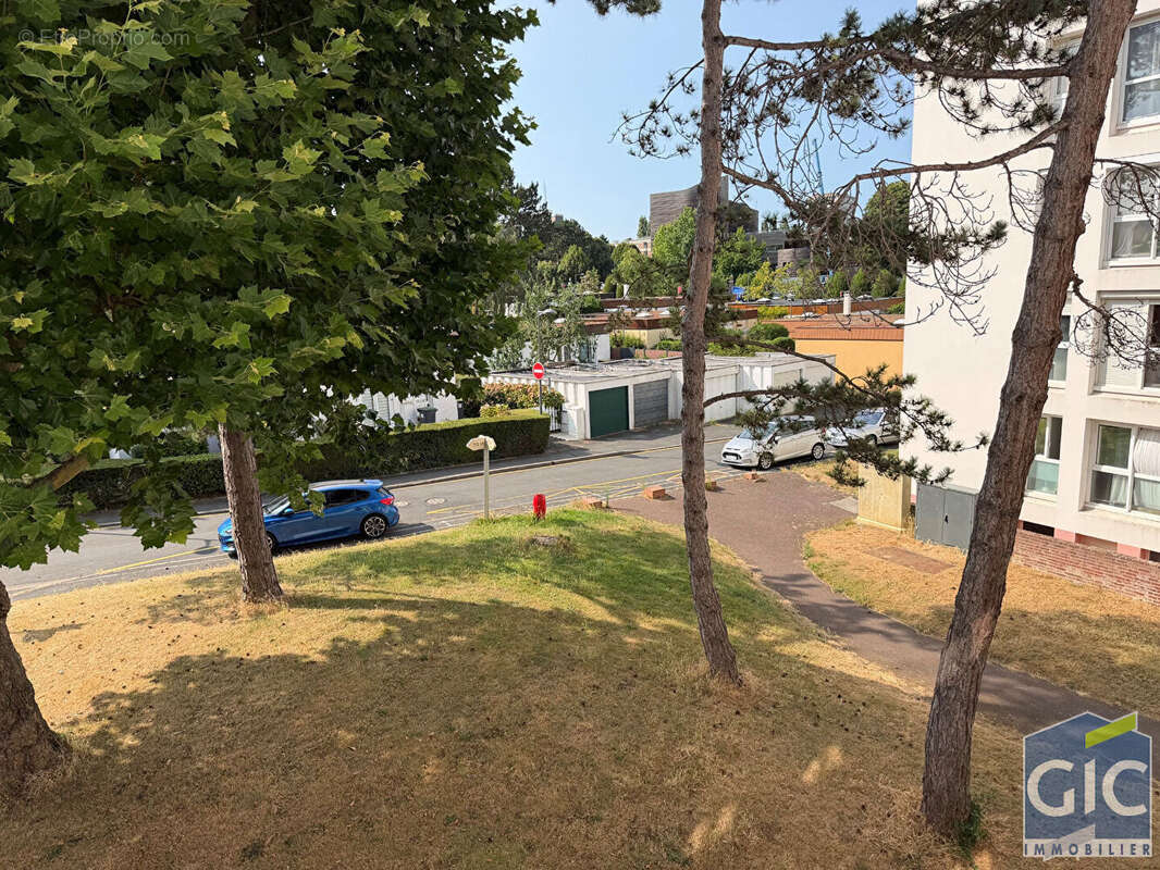 A vendre en exclusivite gic-bi un 3pp rénové a herouville grand parc - photo 7