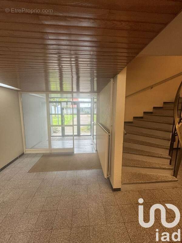 Photo 4 - Appartement à FLEURY-LES-AUBRAIS