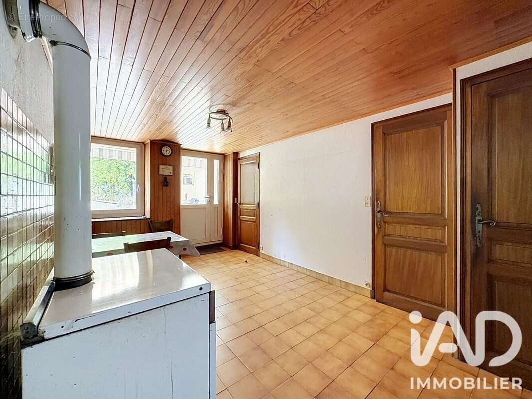 Maison 127 m² à Claix  - photo 5