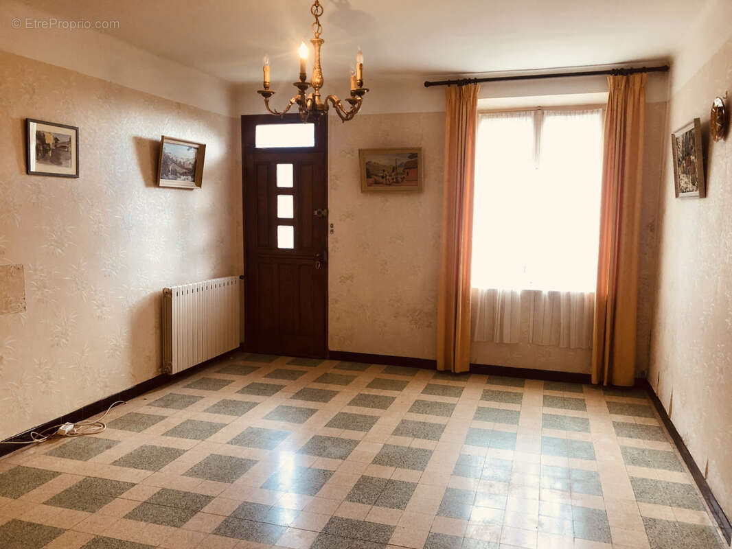 Maison à BONNIEUX