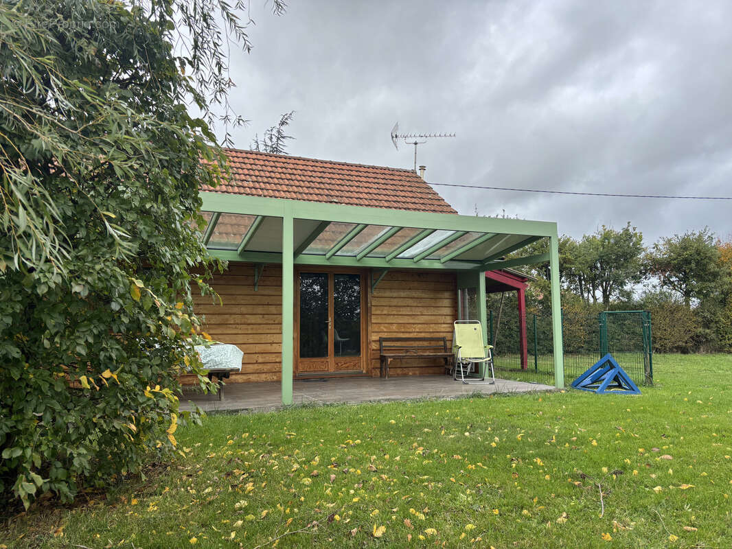 Maison à AUTRY-ISSARDS