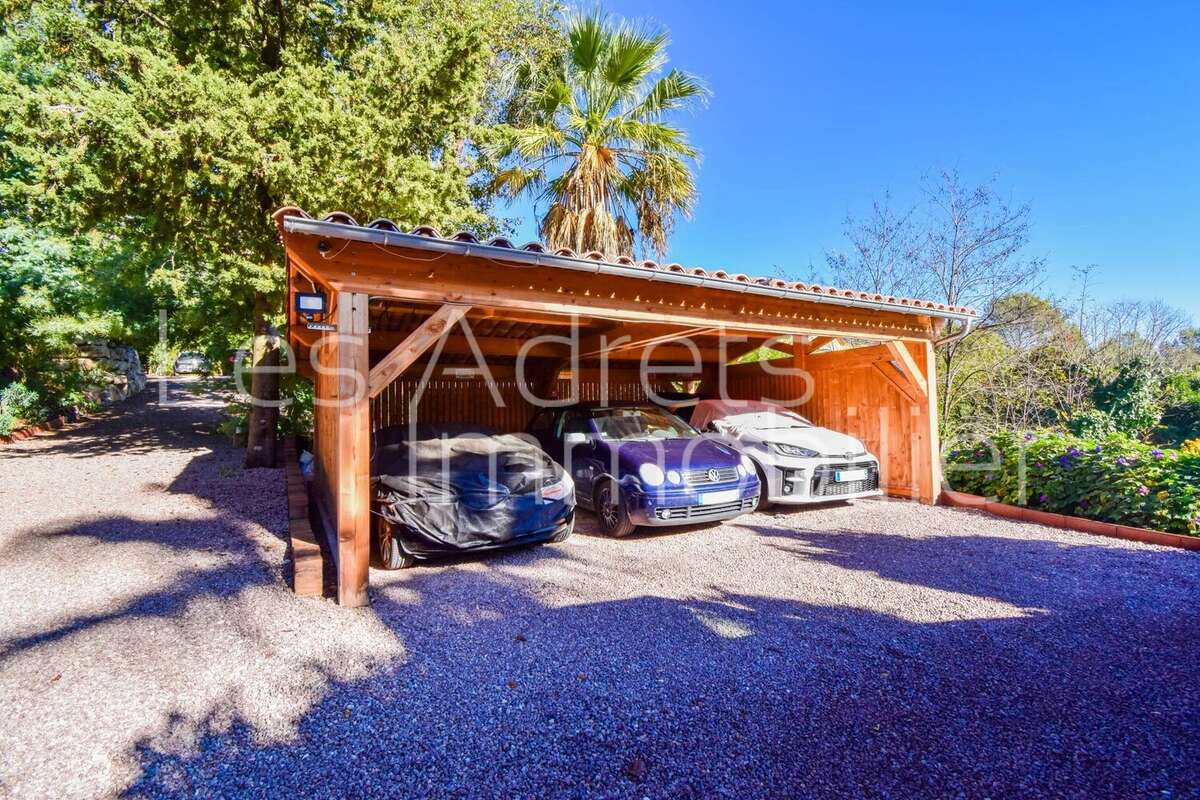 Maison à LES ADRETS-DE-L&#039;ESTEREL