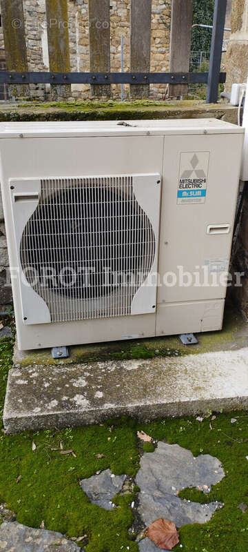 Maison à SAINT-MARTIN-DE-VALAMAS